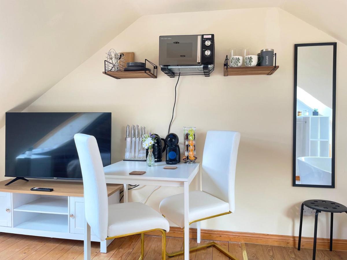 Mini-Studio By Hnfc Stays South Shields Exteriör bild