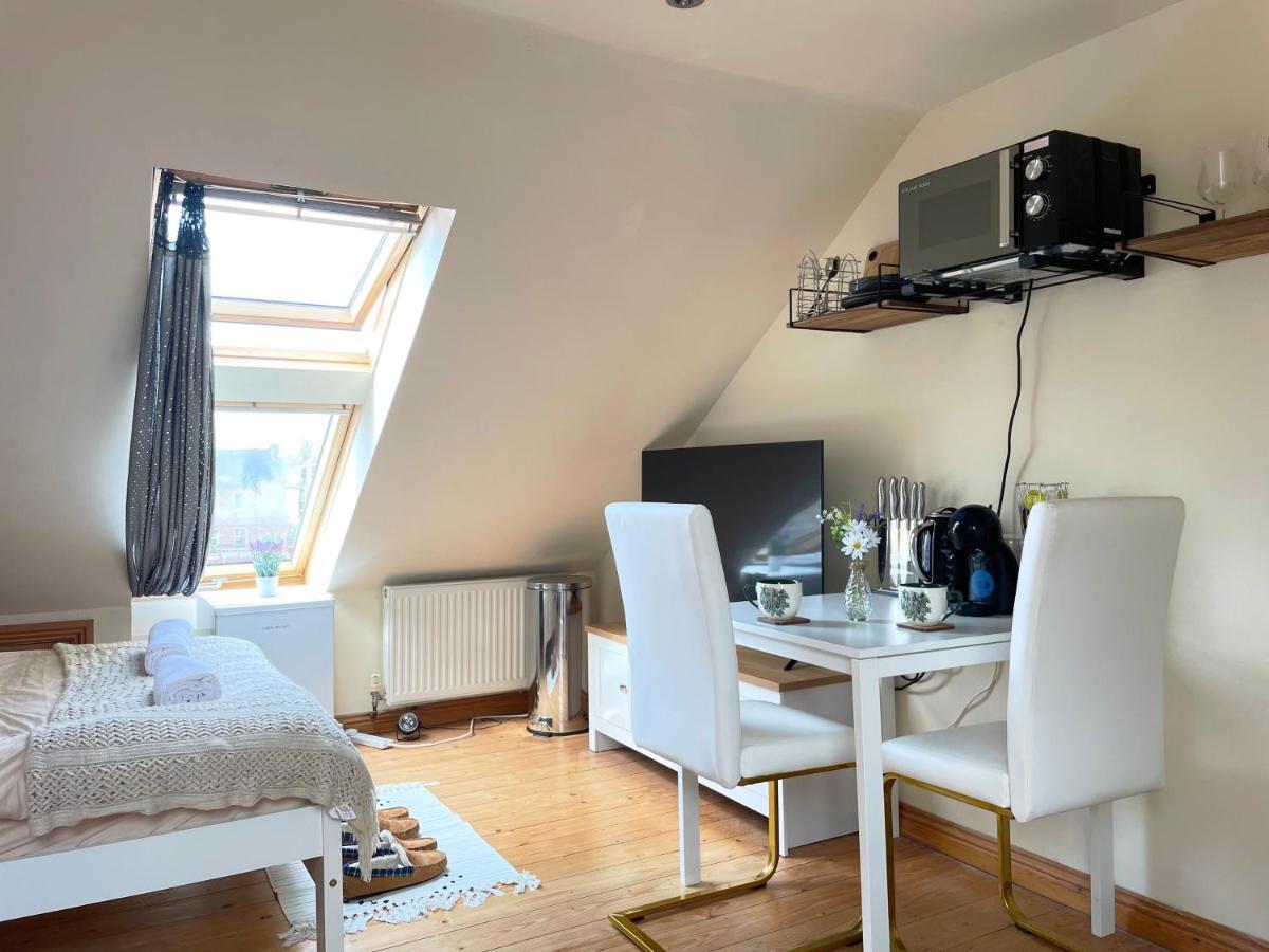 Mini-Studio By Hnfc Stays South Shields Exteriör bild